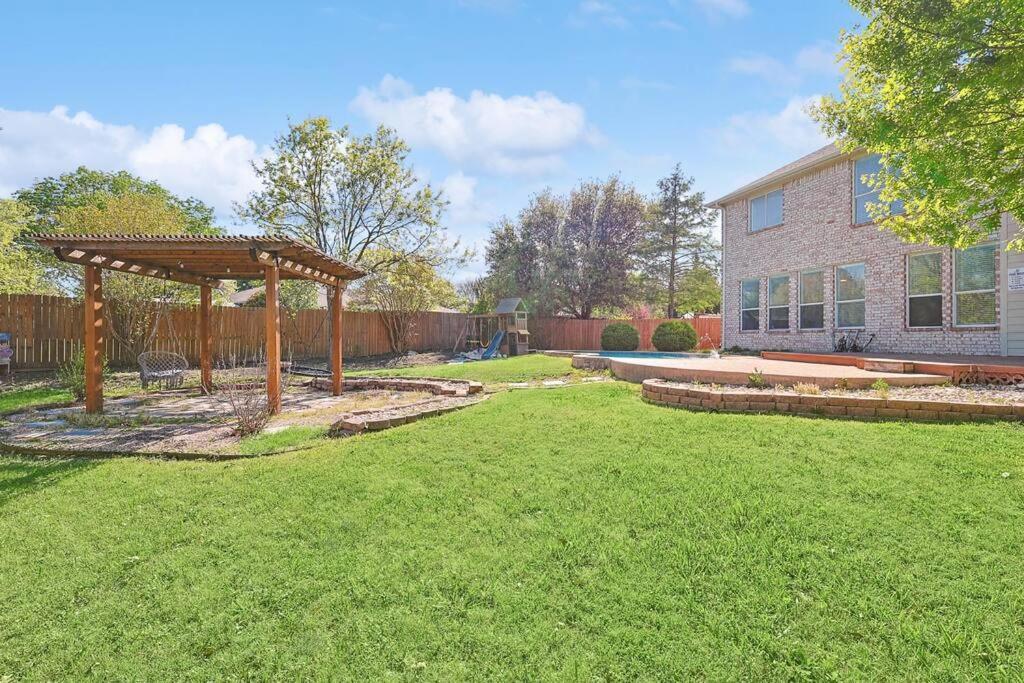 Wellness Oasis 5Br W Pool + Huge Yard + Fire Pit Villa Sachse Exterior photo